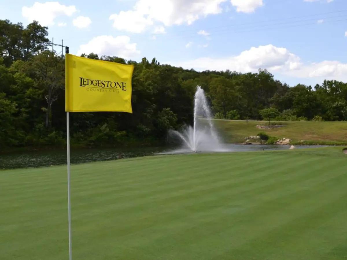 Golf On Site - Walk-In Shower - Jetted Tub - Free Attraction Tickets Included Μπράνσον Εξωτερικό φωτογραφία